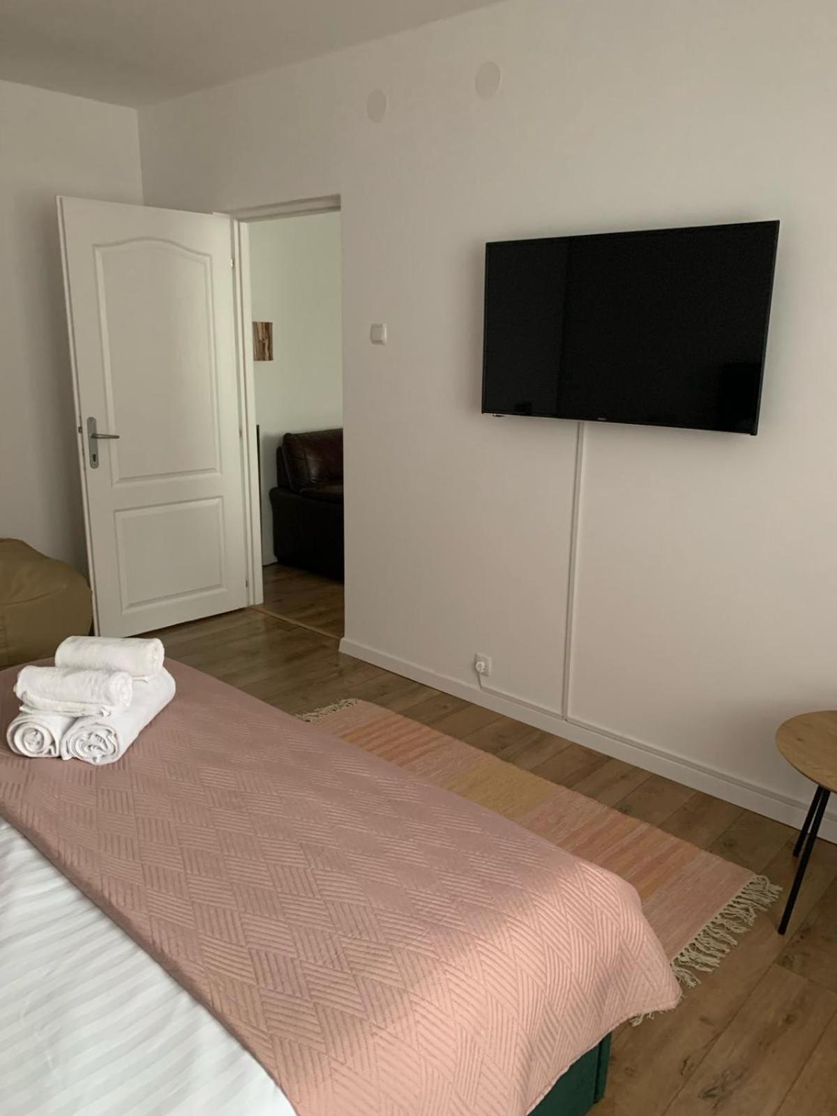 Iris Apartment Пьятра-Нямц Экстерьер фото